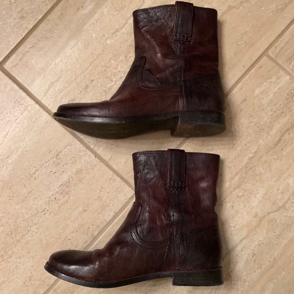 🍂 Frye Anna Shortie